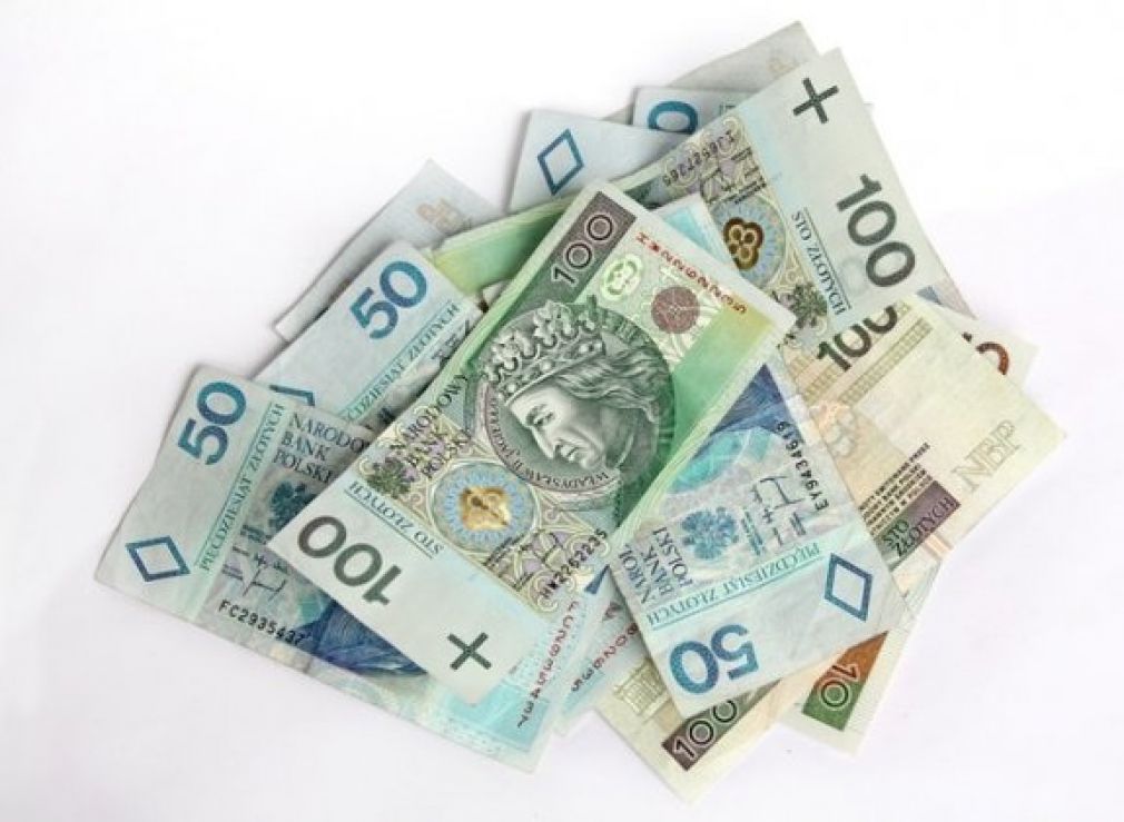 Uczciwy znalazca portfela. Zwrócił ponad 5 tys. zł