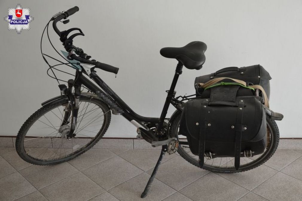 Złodziej przyjechał pod lokal rowerem, który też ukradł, foto: Policja