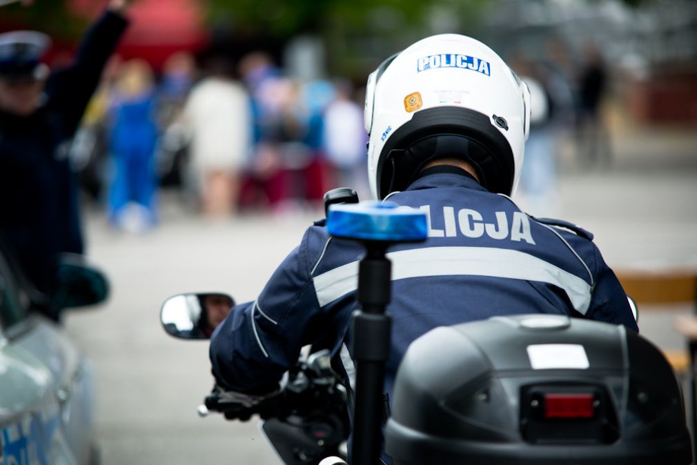 Pomiar prędkości prowadził motocyklowy patrol zamojskich policjantów, fot. Szymon Łyciuk (archiwum, zdjęcie poglądowe)