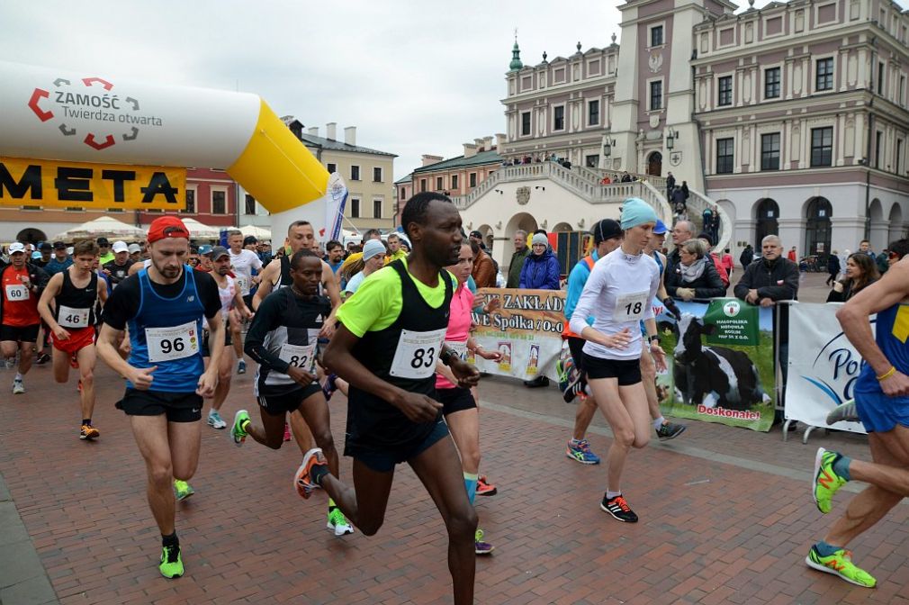 Biegacze rywalizowali na trasie 5 km, fot. Paweł Nowak