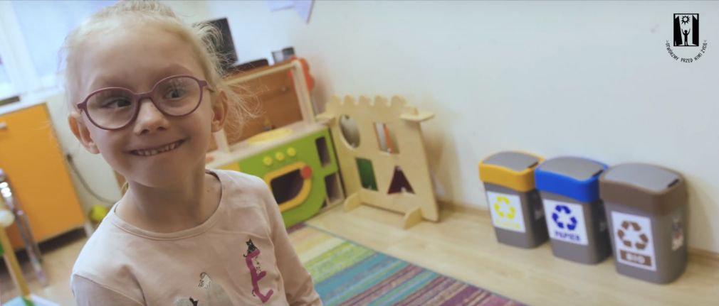 Zamość: Dzieci z niepełnosprawnością uczą jak segregować śmieci [WIDEO]