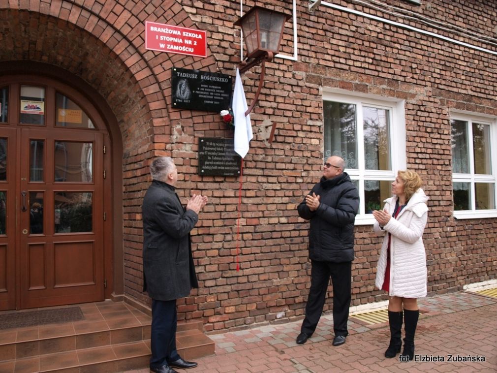 Odsłonięcie tablicy upamiętniającej Rok Kościuszkowski, foto: materiał nadesłany