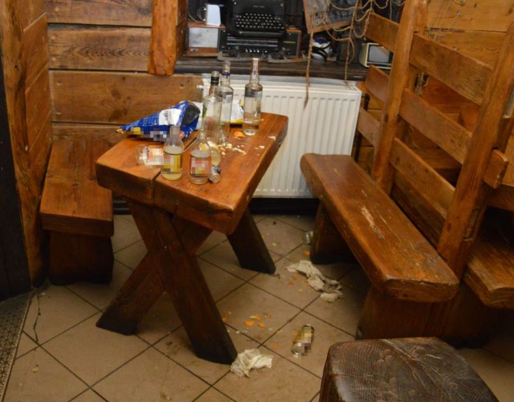  Młdzieniec urządził sobię całonocną samotną imprezę, foto: Policja