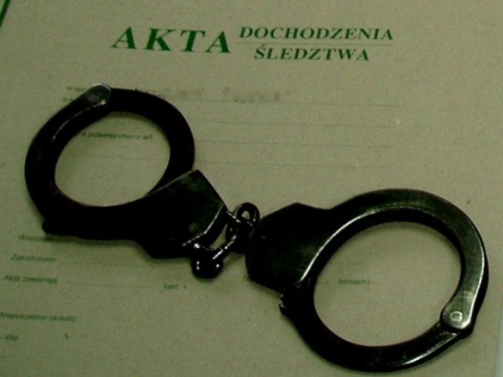 Jeden znęcał się nad żoną i dzieckiem, drugi nad konkubiną. Obaj trafili do aresztu