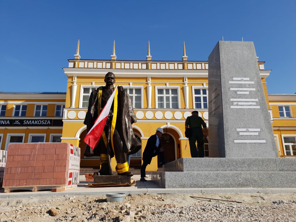 Utrudnienia związane będą z odsłonięciem pomnika Marszałka Józefa Piłsudskiego, foto: materiał poglądowy