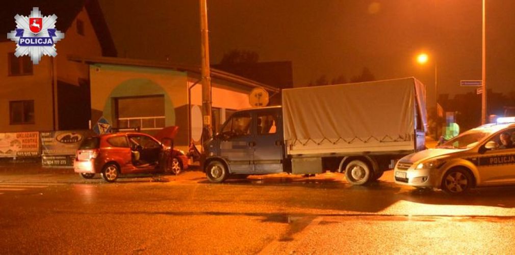 Kierowca nie zastosował się do znaku stop, foto: Policja